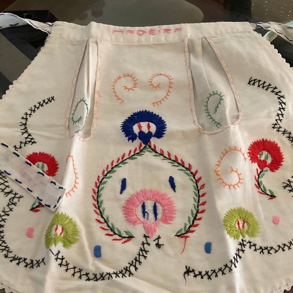 Two Mid Century Hand Embroidered Kitchen Aprons - Picture 3 of 11